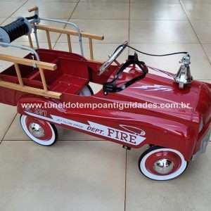 Pedal car Antigo
