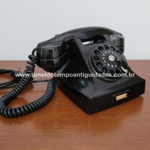 Telefone antigo