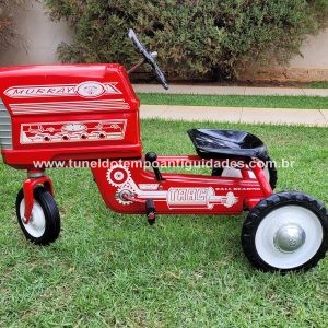 Pedal car Antigo